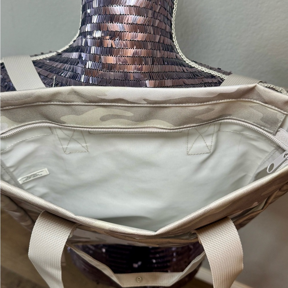 PINK Victoria's Secret Camouflage Tote - Picture 4 of 8